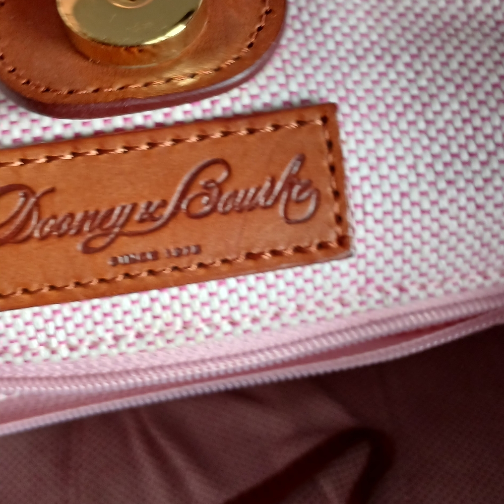 Dooney And Burke White and Tan Leather Shoulder Bag - Picture 7 of 8